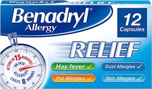 Benadryl Allergy Relief Capsules - Fast-Acting Antihistamine Capsules - Starts to Work in 15 Minutes - 12 Capsules